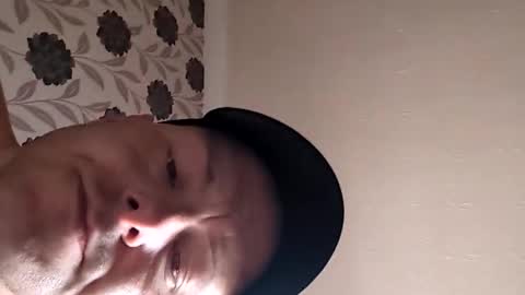 Snapshot of samlatty007 chatting on 06/11/26, 12:03 sexy lad looking for fun online show from 06/11/26, 12:03