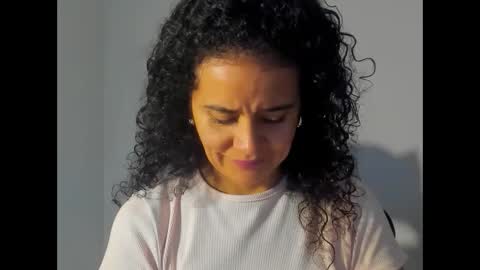 sam online show from 09/12/25, 08:20