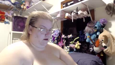 Snapshot of sammiejean85 chatting on 11/16/25, 05:24 SammieJean online show from 11/16/25, 05:24