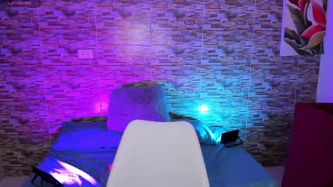 Samantha online show from 02/12/26, 02:39