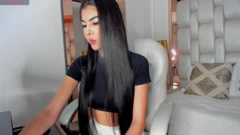 Snapshot of sammy_rios chatting on 01/04/25, 08:59 Sammy online show from 01/04/25, 08:59