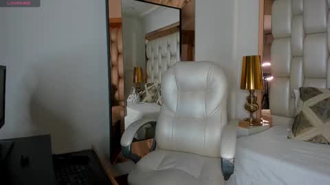 Snapshot of sammy_rios chatting on 02/20/25, 04:57 Sammy online show from 02/20/25, 04:57