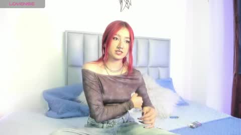 Snapshot of sammy_roseee chatting on 05/26/26, 08:27 Sammy Rose online show from 05/26/26, 08:27