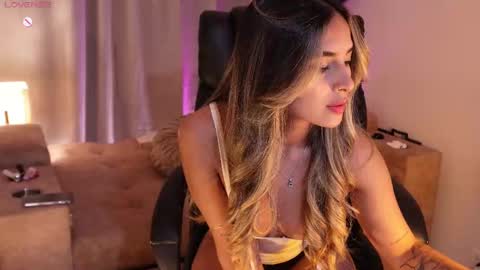 Snapshot of sammylaszlow chatting on 09/11/25, 12:55 Sammy online show from 09/11/25, 12:55