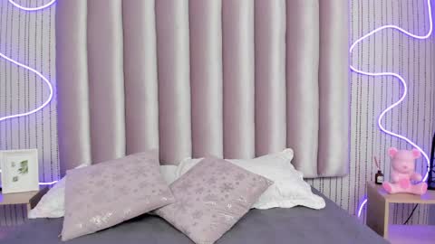 Samantha   online show from 04/09/26, 03:06