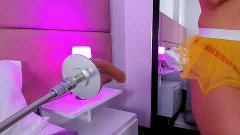 Sammy Morales online show from 11/28/25, 01:47