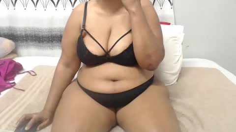 Snapshot of sammyxxx393 chatting on 05/20/26, 05:52 sammyxxx393 online show from 05/20/26, 05:52