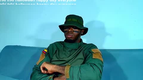 Snapshot of samsondauda chatting on 10/31/25, 11:44 samson dauda online show from 10/31/25, 11:44