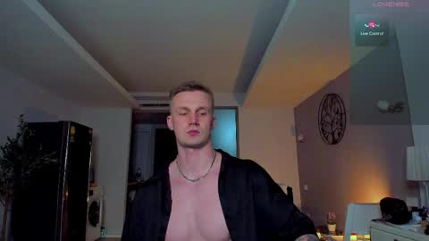 Samuel online show from 04/01/26, 06:58