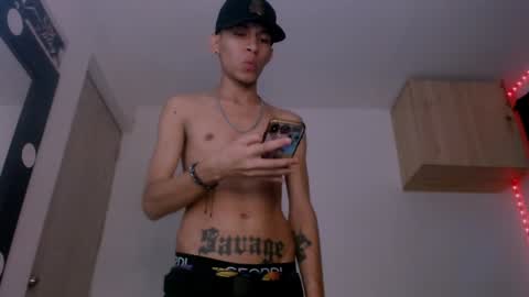Snapshot of samuel_suarez chatting on 12/26/24, 06:41 online show from 12/26/24, 06:41