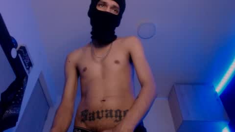 Snapshot of samuel_suarez chatting on 01/27/25, 04:43 online show from 01/27/25, 04:43