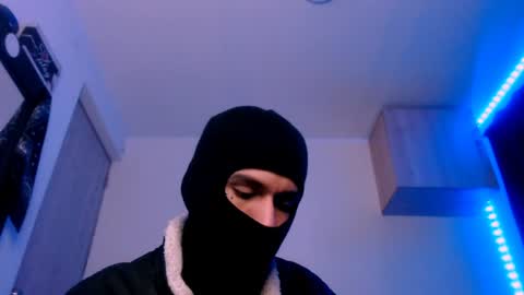 Snapshot of samuel_suarez chatting on 02/07/25, 09:05 online show from 02/07/25, 09:05