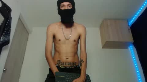 Snapshot of samuel_suarez chatting on 03/08/25, 09:18 online show from 03/08/25, 09:18