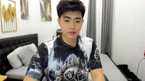 Sam online show from 04/01/26, 02:47