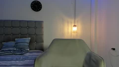 Snapshot of samxx_muscle chatting on 10/22/25, 01:44 samxx_muscle online show from 10/22/25, 01:44