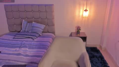 Snapshot of samxx_muscle chatting on 10/23/25, 02:05 samxx_muscle online show from 10/23/25, 02:05