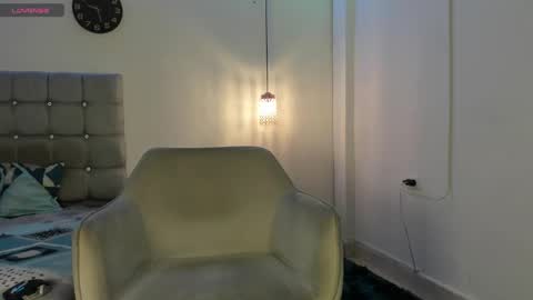 Snapshot of samxx_muscle chatting on 11/13/25, 03:00 samxx_muscle online show from 11/13/25, 03:00