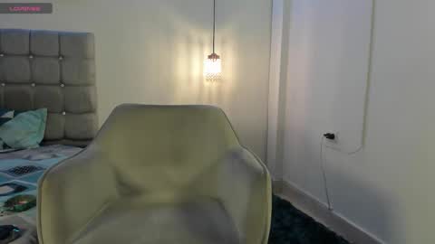 Snapshot of samxx_muscle chatting on 11/14/25, 02:05 samxx_muscle online show from 11/14/25, 02:05