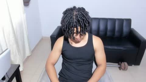 Snapshot of samxx_muscle chatting on 06/08/26, 01:33 samxx_muscle online show from 06/08/26, 01:33