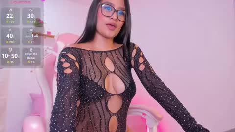 Snapshot of samy_bloom18 chatting on 05/15/26, 11:39 online show from 05/15/26, 11:39