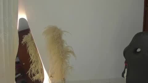 Snapshot of samy_jonnes_ chatting on 02/23/25, 02:07 Hello I am absent due to a family calamity I will return soon-hola estoy ausente por un problema familiar volvere pronto. online show from 02/23/25, 02:07