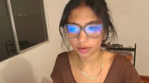 Snapshot of samy_jonnes_ chatting on 09/16/25, 11:39 Hello I am absent due to a family calamity I will return soon-hola estoy ausente por un problema familiar volvere pronto. online show from 09/16/25, 11:39