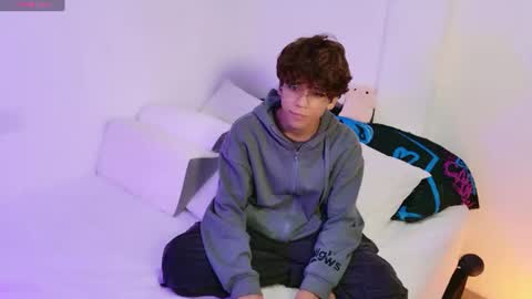 Sammy online show from 07/26/26, 03:36