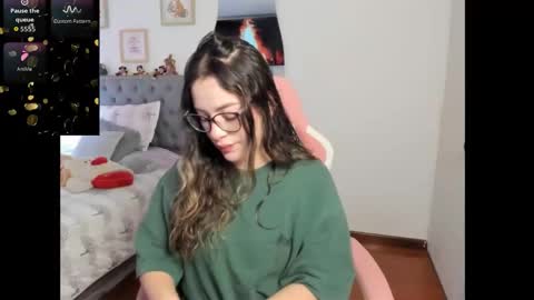 Samanta online show from 10/25/25, 02:56