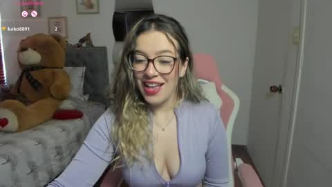 Snapshot of samysweet_8 chatting on 05/28/26, 12:57 Samanta online show from 05/28/26, 12:57