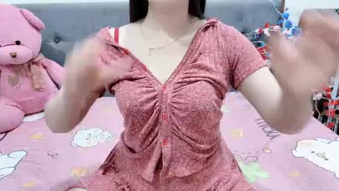 sanami_sian_ online show from 04/19/26, 12:22