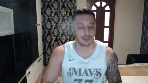Sanchez Erik online show from 02/05/25, 11:55