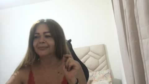 Snapshot of sanddi_milff chatting on 05/07/26, 11:43 Sanddi online show from 05/07/26, 11:43