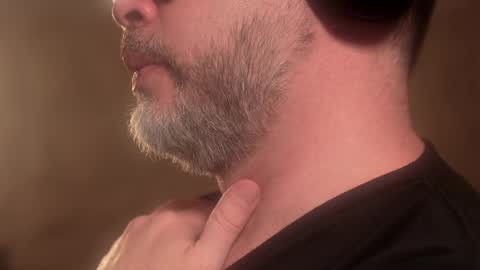 Sanders online show from 10/28/25, 07:38