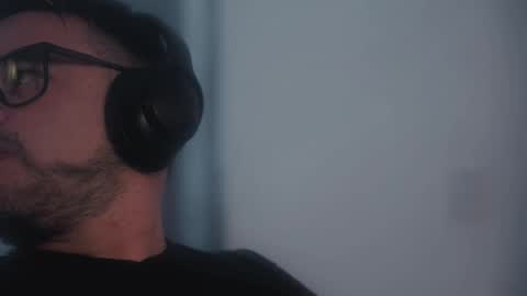 Sanders online show from 04/21/26, 12:12