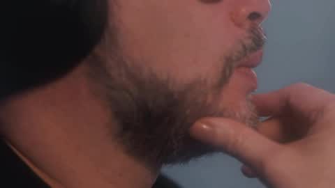 Sanders online show from 04/21/26, 01:42