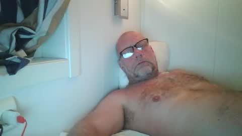 Snapshot of sandnesrune523 chatting on 12/14/25, 05:02 sandnesrune523 online show from 12/14/25, 05:02