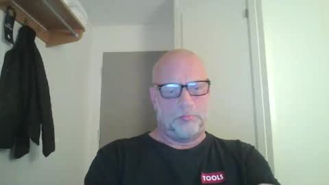 Snapshot of sandnesrune523 chatting on 03/17/26, 06:11 sandnesrune523 online show from 03/17/26, 06:11