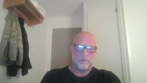 Snapshot of sandnesrune523 chatting on 03/18/26, 06:55 sandnesrune523 online show from 03/18/26, 06:55