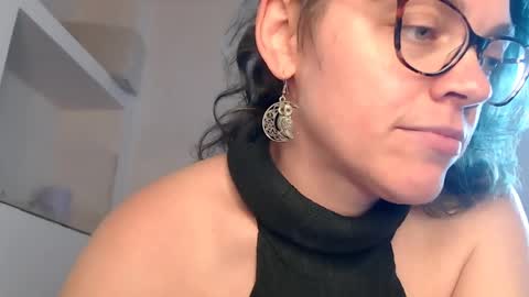 Sandra online show from 04/07/26, 04:18