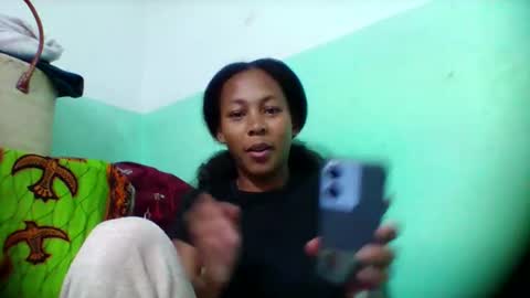 sandra1253099 online show from 12/21/25, 06:48