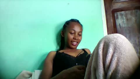 sandra1253099 online show from 03/20/26, 07:41