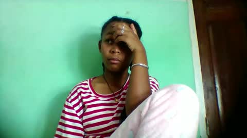 sandra1253099 online show from 05/16/26, 06:43