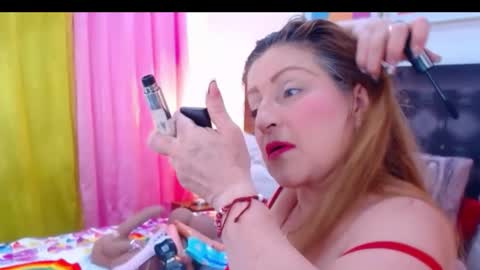 SANDRA online show from 11/08/25, 10:48