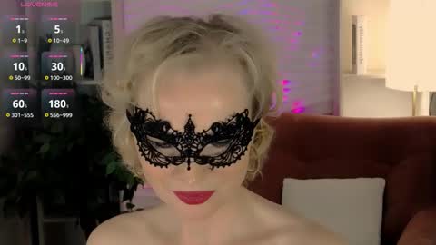 Sandra online show from 10/21/25, 06:03