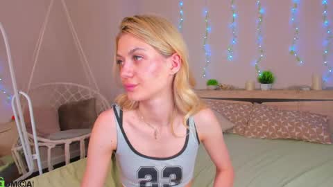 Snapshot of sandraa_anderson chatting on 06/08/26, 01:28 sandraa_anderson online show from 06/08/26, 01:28