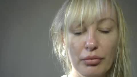 Sandra online show from 09/24/25, 01:47