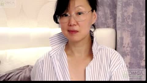 Sandra online show from 02/28/25, 04:10