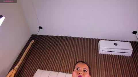 Sandra online show from 08/05/26, 04:04