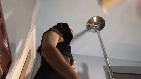 Sandra online show from 03/15/26, 06:08