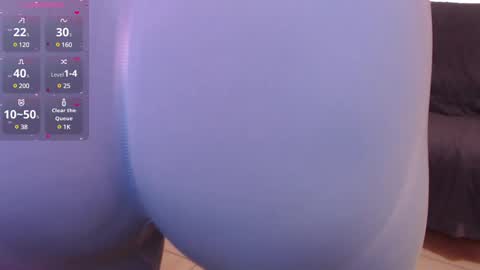 Snapshot of sandrawoolf chatting on 12/08/24, 10:08 sandrawoolf online show from 12/08/24, 10:08